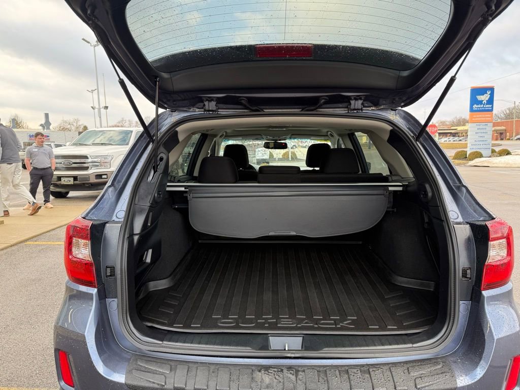 Used 2015 Subaru Outback 2.5i Premium image 23