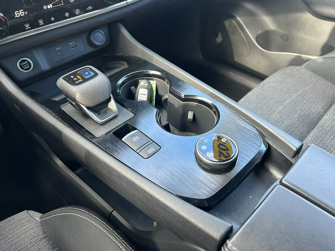 Used 2022 Nissan Rogue SV image 21