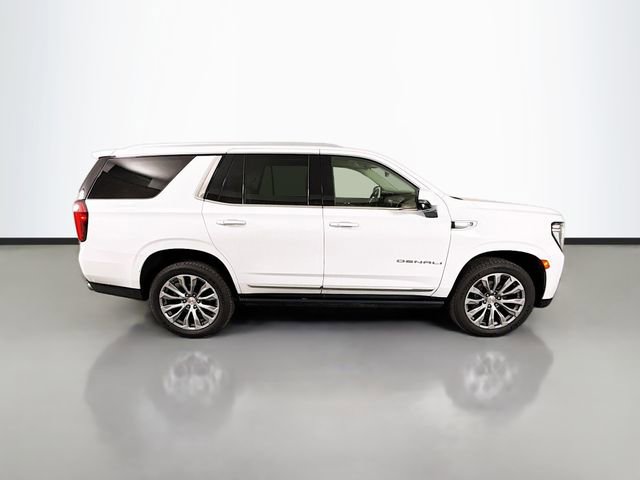 Used 2021 GMC Yukon Denali w/ Denali Premium Package image 8
