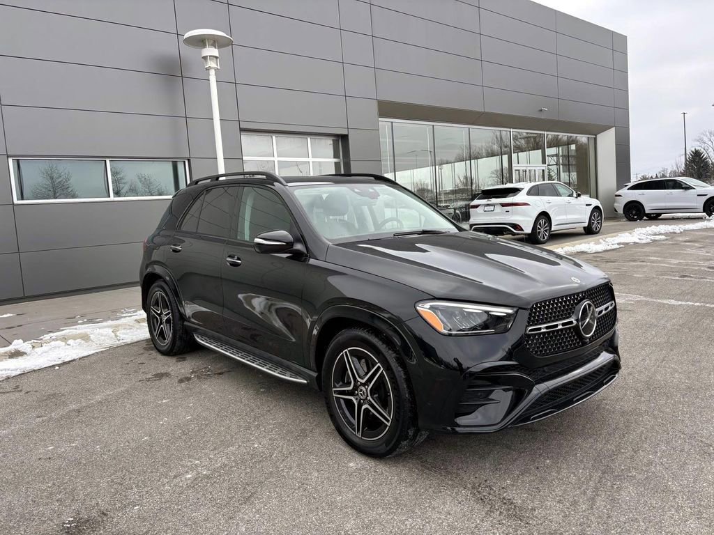 Used 2024 Mercedes-Benz GLE 350 4MATIC image 1