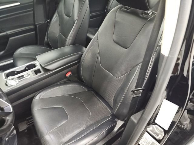 Used 2017 Ford Fusion Titanium image 14