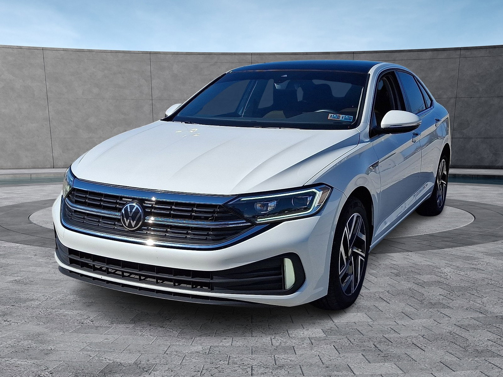 Used 2024 Volkswagen Jetta SEL FWD image 4