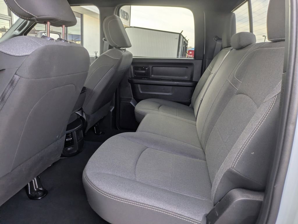 Used 2024 RAM 3500 Tradesman w/ Chrome Appearance Group image 25