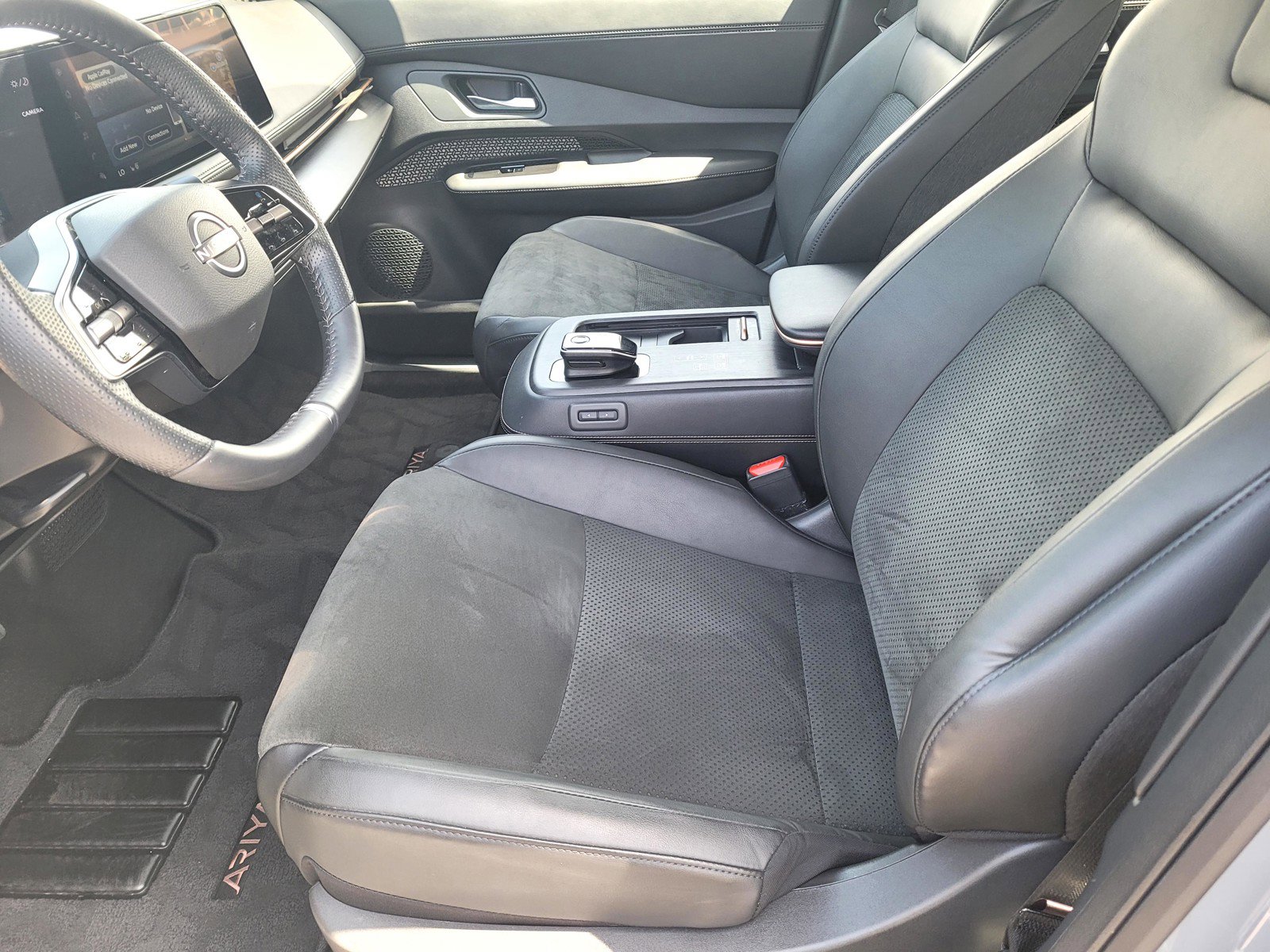 Certified 2024 Nissan Ariya FWD image 12