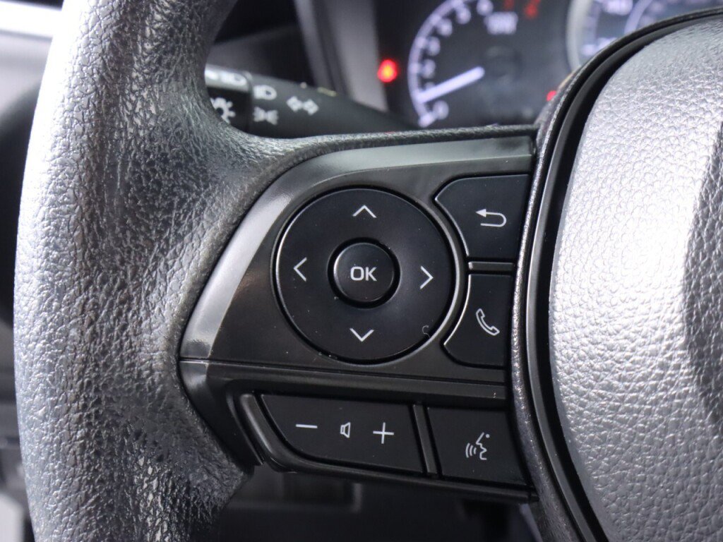 Used 2022 Toyota Corolla LE FWD image 12