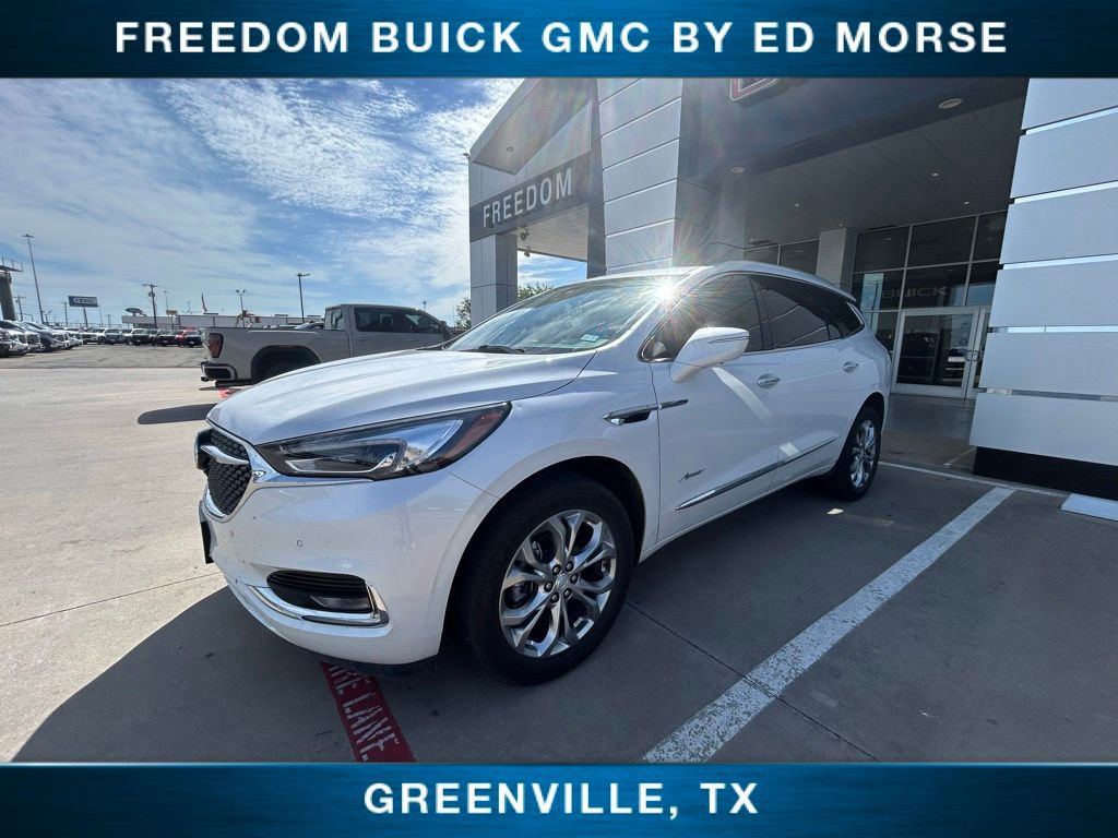 Used 2021 Buick Enclave Avenir w/ Avenir Technology Package FWD image 1