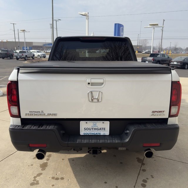 Certified 2023 Honda Ridgeline Sport image 4