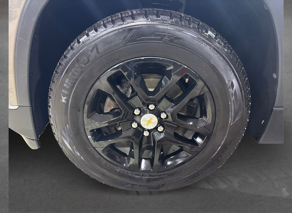 Used 2018 Chevrolet Traverse LT image 12