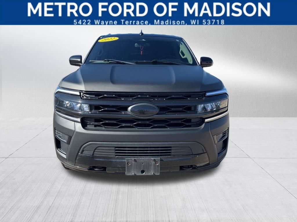 Used 2022 Ford Expedition XLT image 3