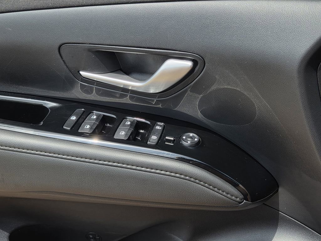 Certified 2024 Hyundai Tucson Limited AWD/4WD image 20