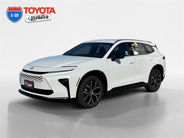 Used 2025 Toyota Crown Signia XLE image 1