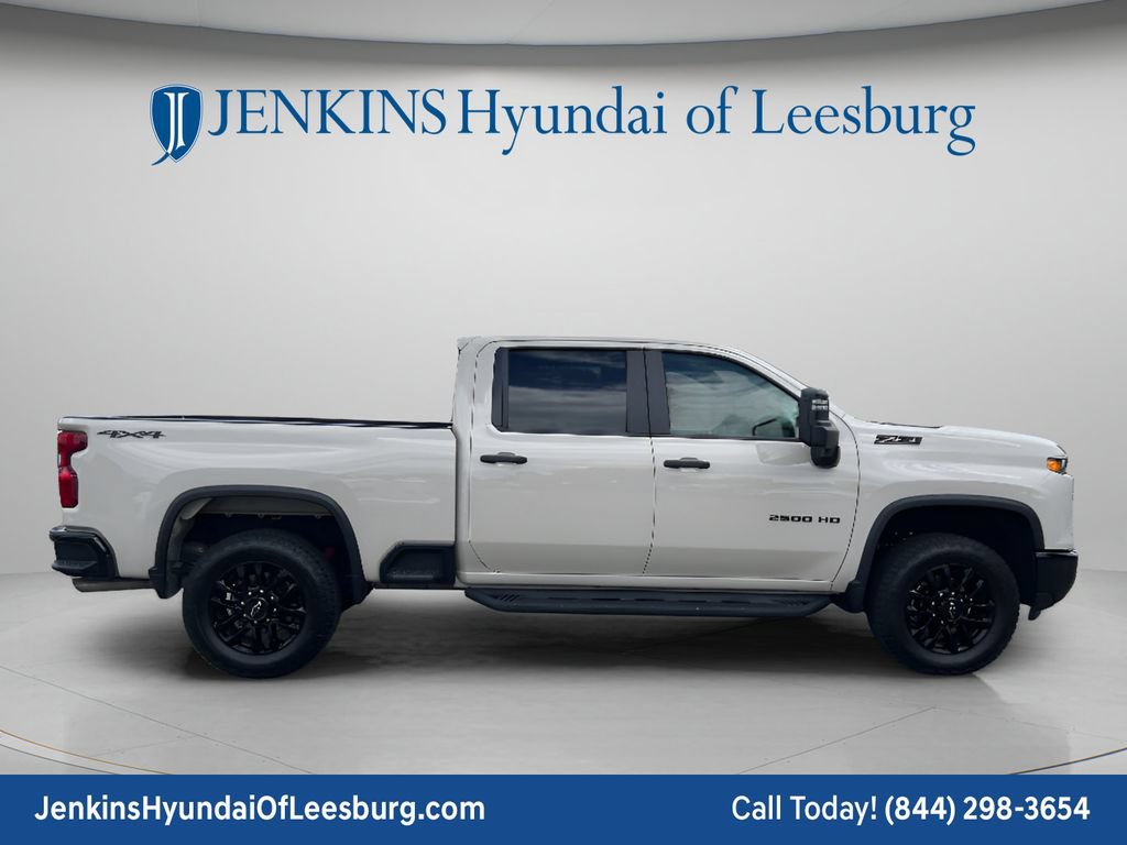 Used 2026 Chevrolet Silverado 2500 Custom w/ Custom Value Package AWD/4WD image 3