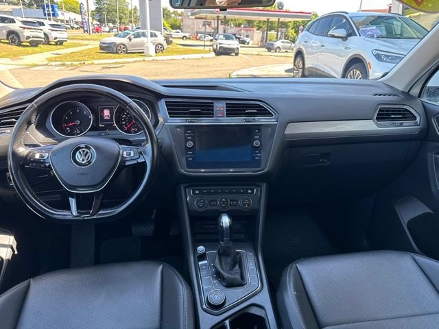 Used 2019 Volkswagen Tiguan SE w/ Panoramic Sunroof Package AWD/4WD image 6