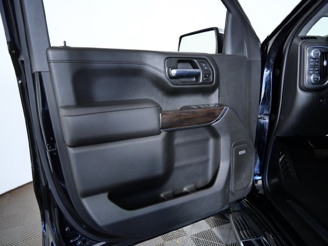 Used 2020 GMC Sierra 1500 SLT w/ SLT Premium Plus Package AWD/4WD image 17