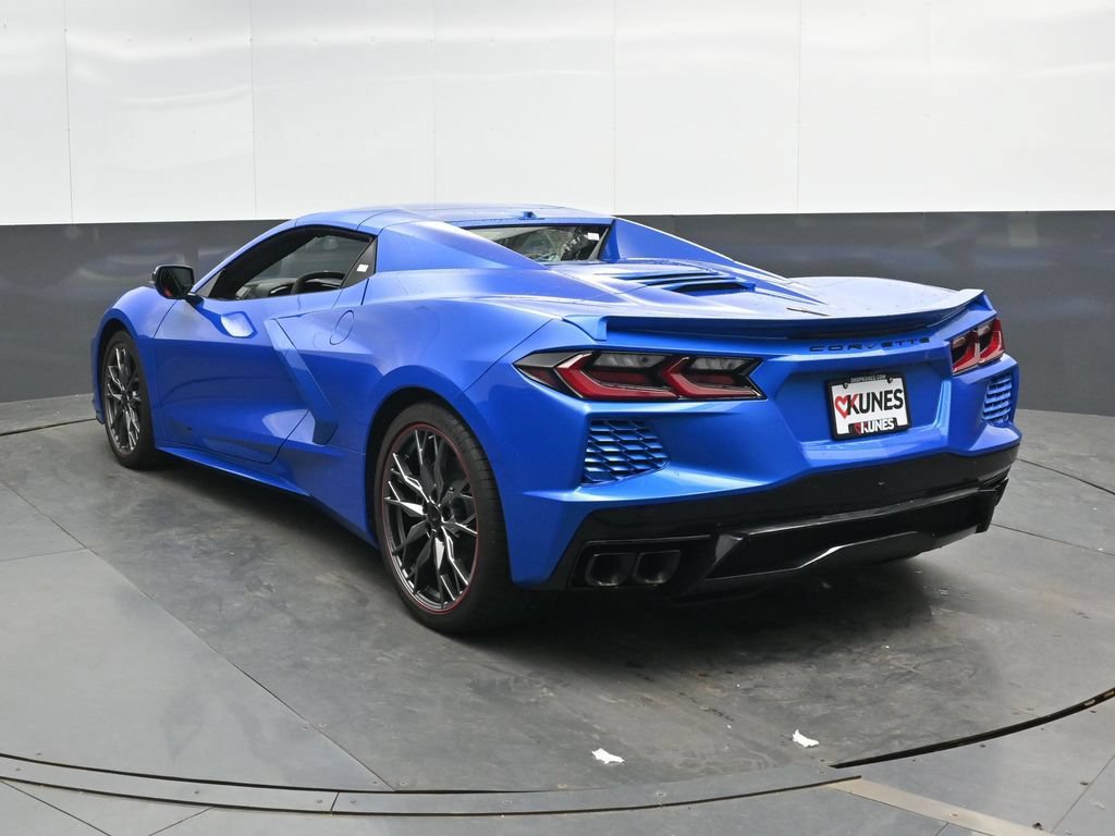 Used 2024 Chevrolet Corvette Stingray Premium Conv w/ Stealth Interior Trim Package RWD image 9