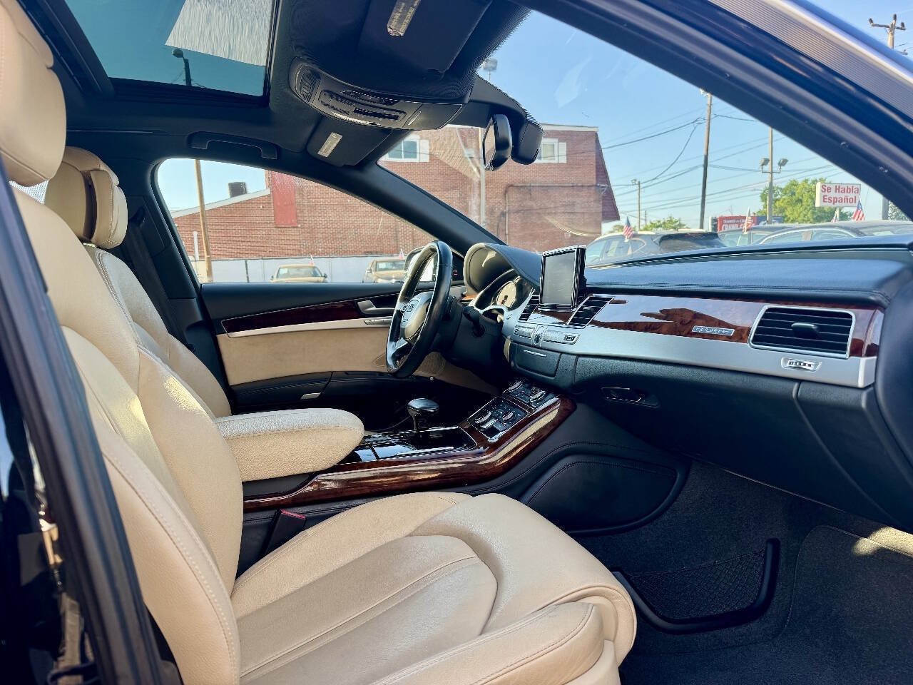Used 2011 Audi A8 4.2 AWD/4WD image 11