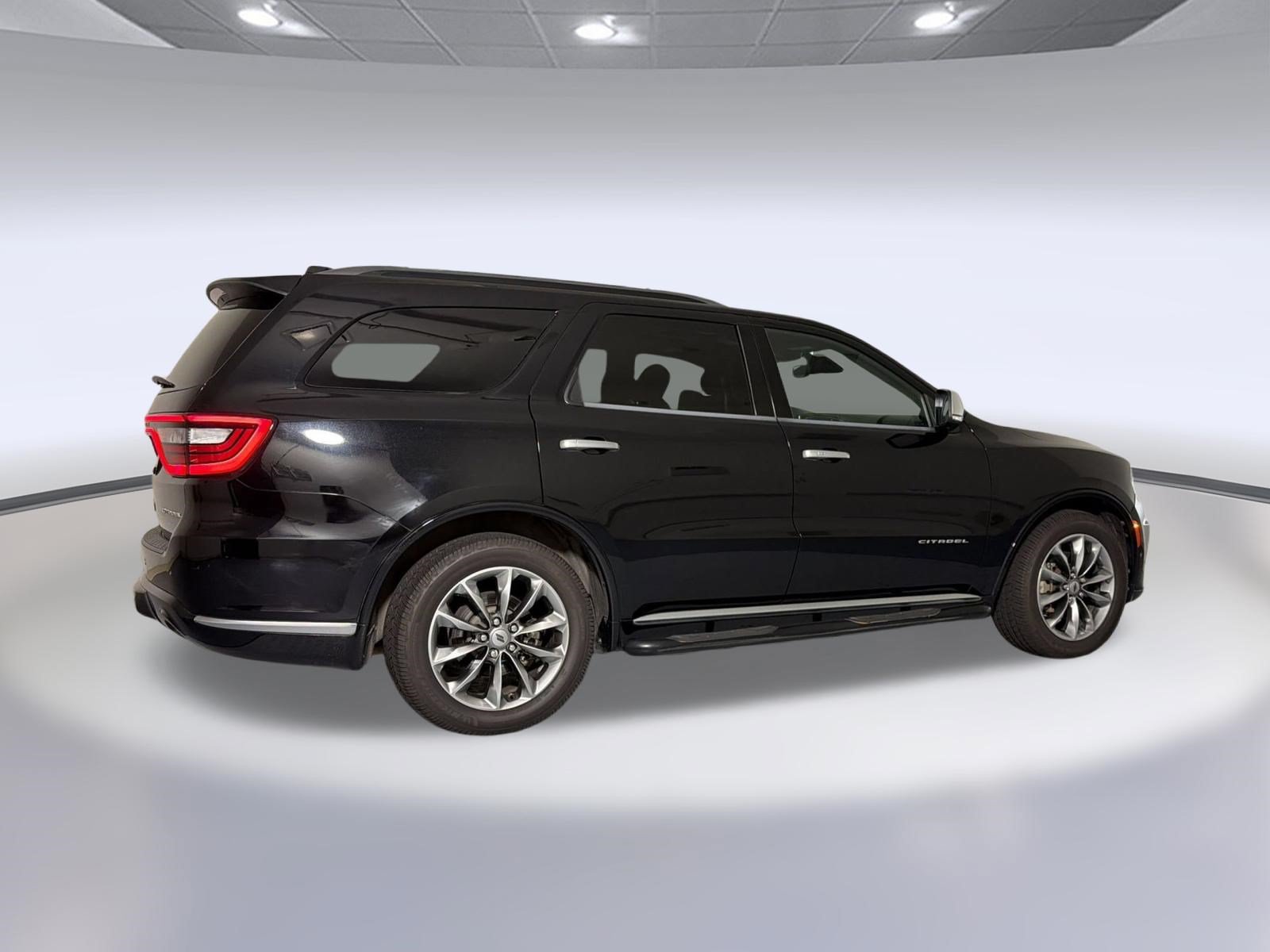 Used 2021 Dodge Durango Citadel RWD image 3