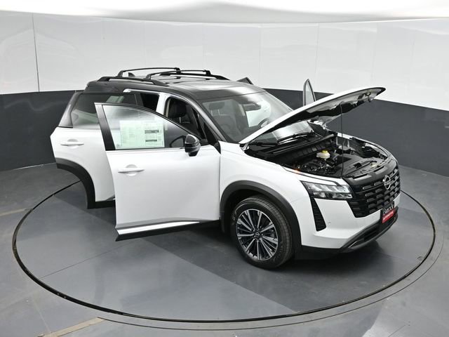 New 2026 Nissan Pathfinder Platinum w/ Cargo Package AWD/4WD image 70