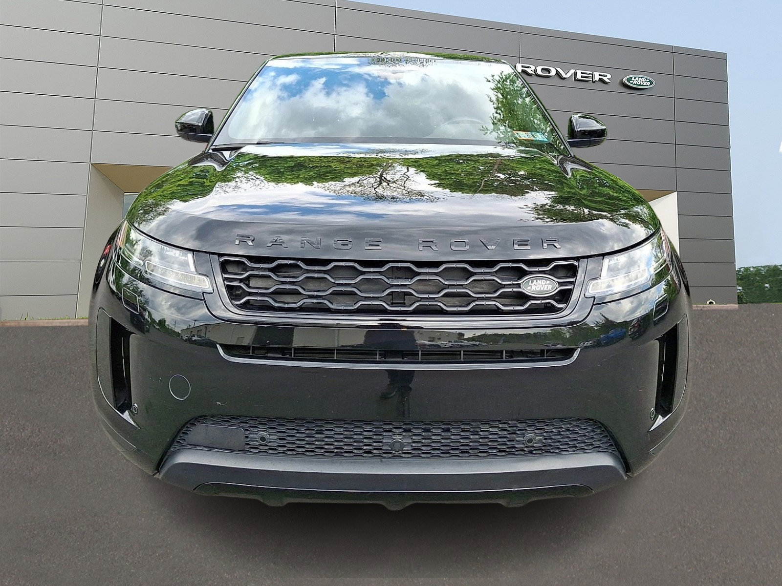 Used 2023 Land Rover Range Rover Evoque S AWD/4WD image 8