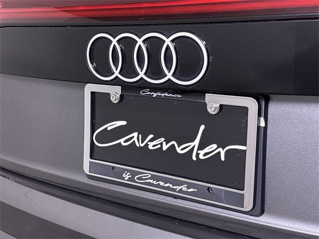 Used 2024 Audi Q8 Premium Plus image 32