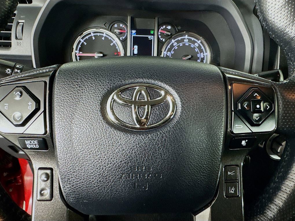 Used 2024 Toyota 4Runner TRD Off-Road Premium AWD/4WD image 16