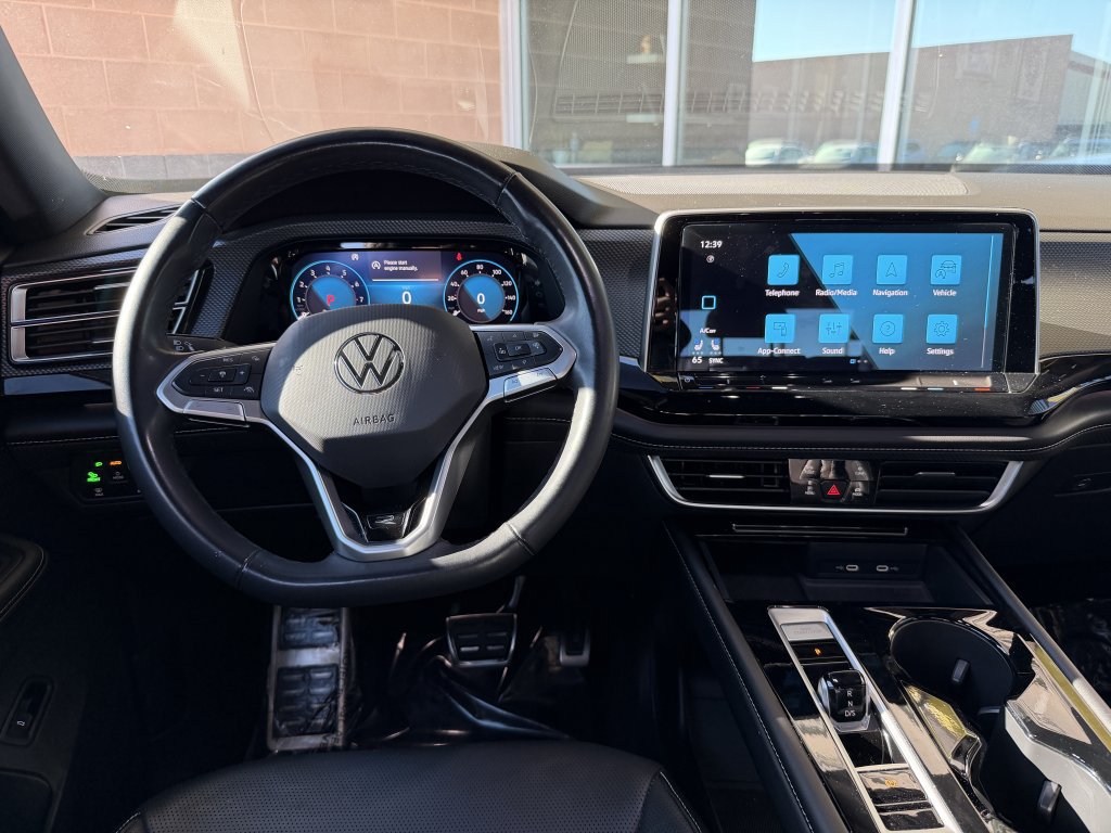 Used 2024 Volkswagen Atlas Cross Sport SEL R-Line w/ Adventure Package AWD/4WD image 16