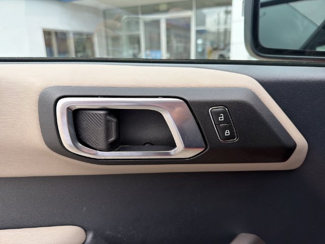 Used 2023 Ford Bronco Wildtrak AWD/4WD image 16
