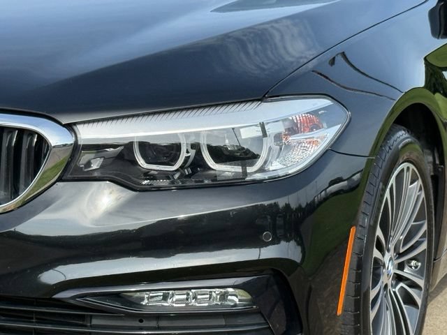 Used 2018 BMW 540i RWD image 11