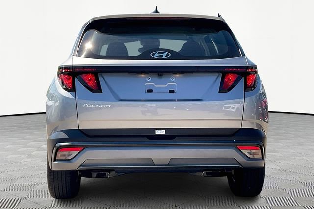 Used 2025 Hyundai Tucson SE image 4