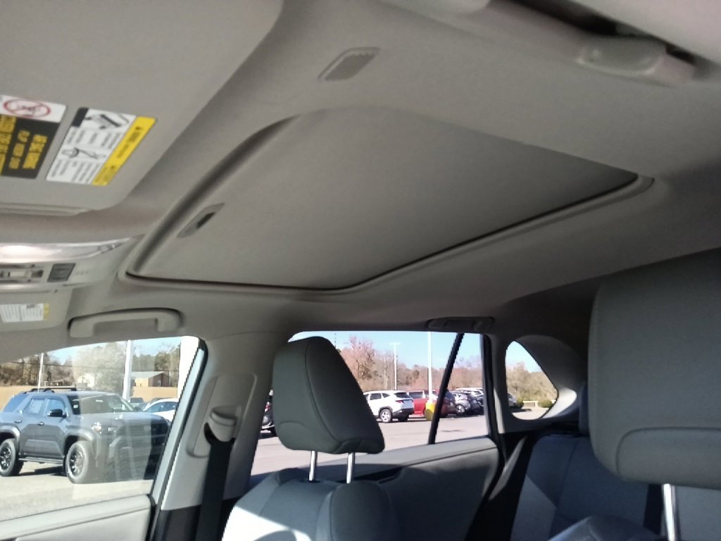 Used 2024 Toyota RAV4 Limited image 14