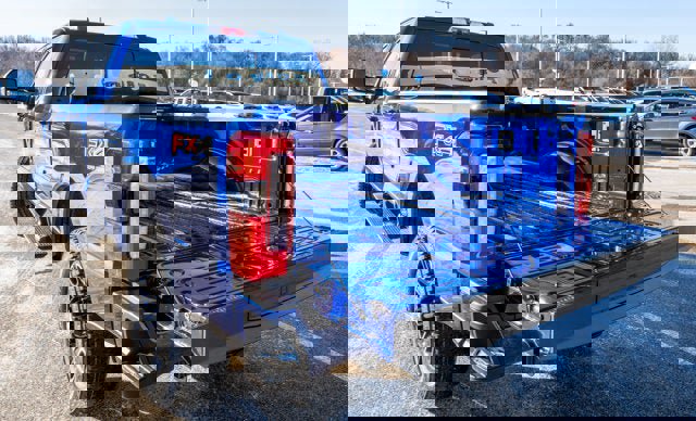 New 2026 Ford F350 Platinum w/ FX4 Off-Road Package image 8