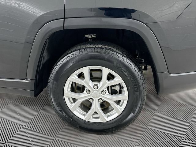 Used 2023 Jeep Grand Cherokee L Limited image 26