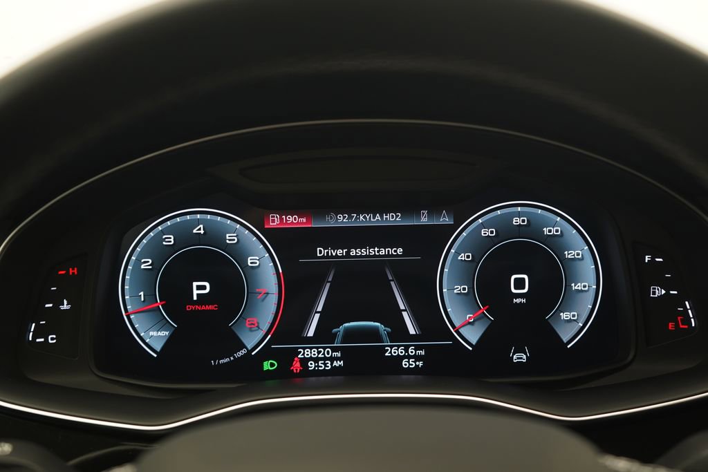 Used 2023 Audi Q8 Premium Plus w/ Premium Plus Package image 10