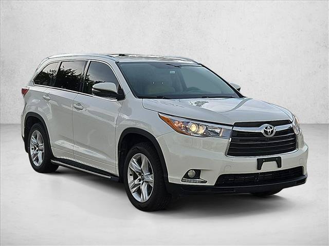 Used 2016 Toyota Highlander Limited FWD image 3
