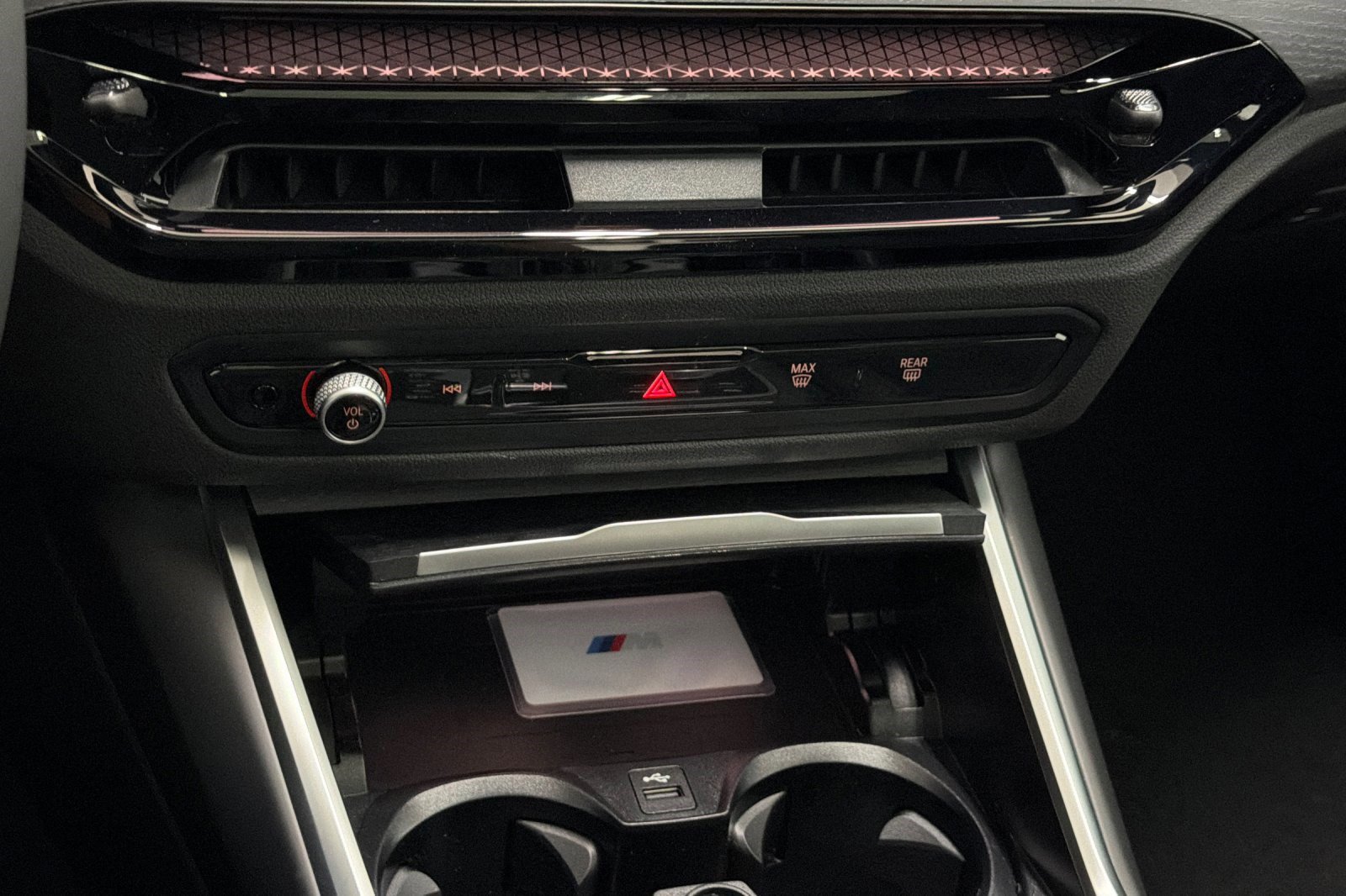 New 2026 BMW 330i Sedan w/ M Sport Package image 18