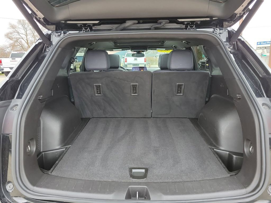 Certified 2025 Chevrolet Blazer RS image 8