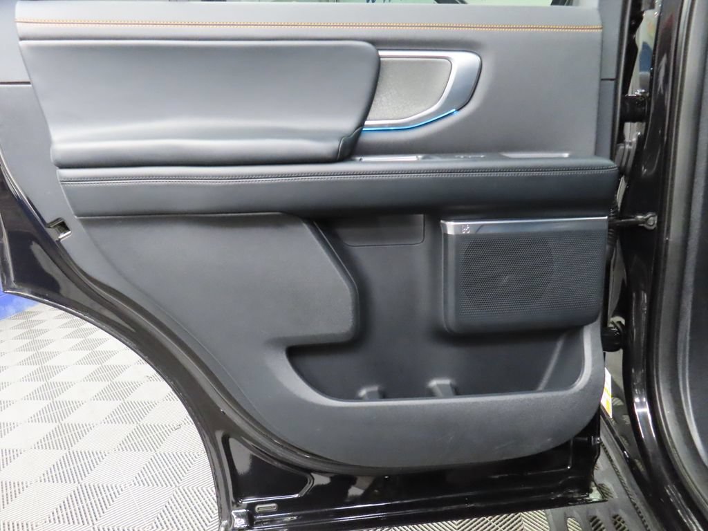 Used 2025 Ford Expedition Tremor AWD/4WD image 57