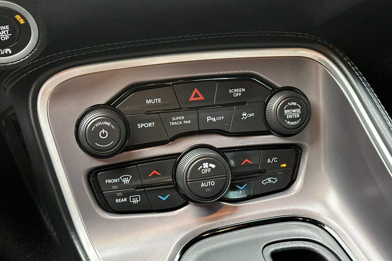 Used 2022 Dodge Challenger R/T RWD image 19