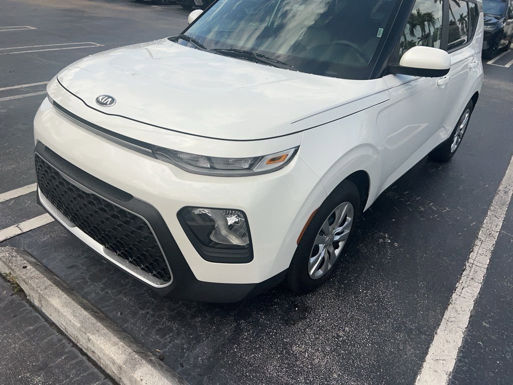 Used 2021 Kia Soul LX image 9
