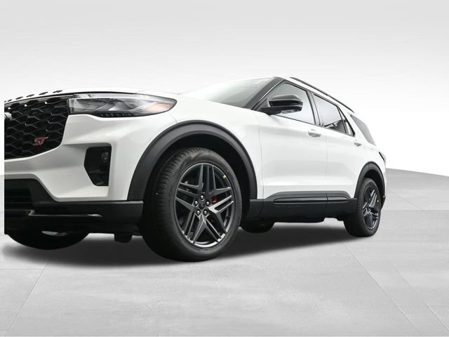New 2026 Ford Explorer ST image 32