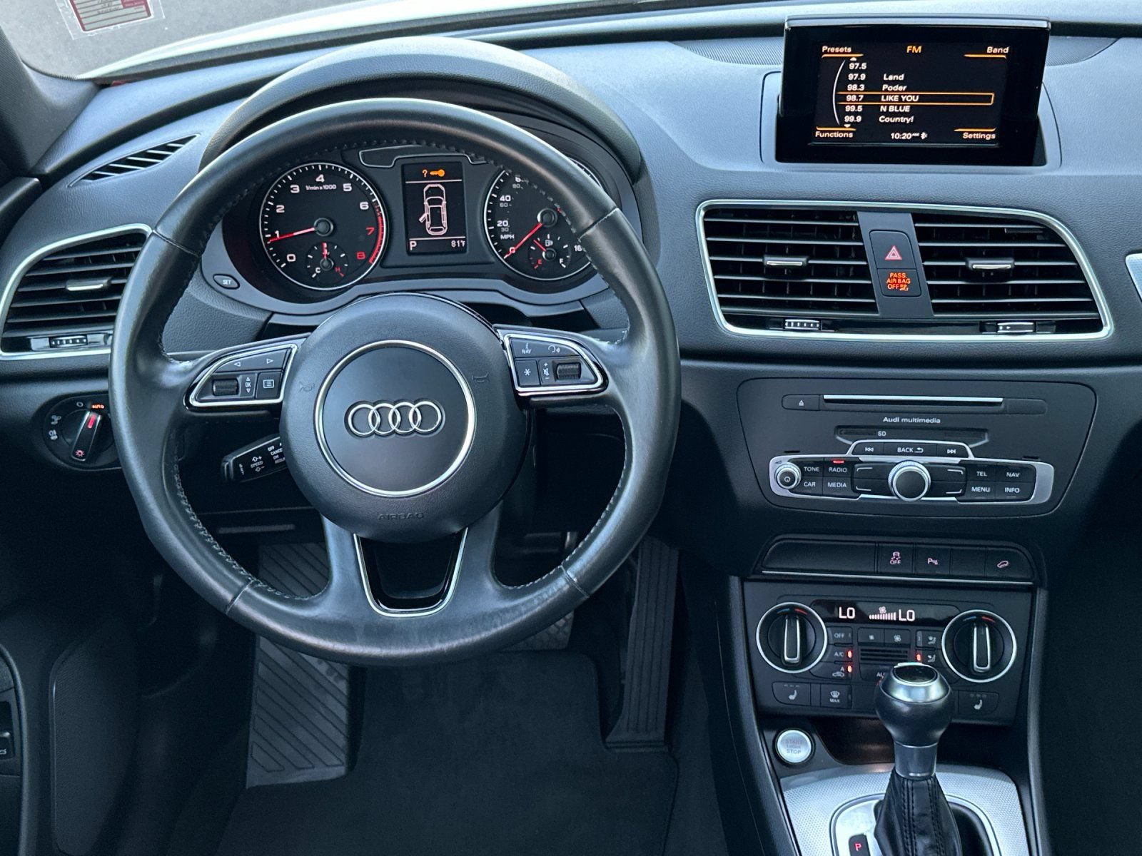 Used 2018 Audi Q3 2.0T Premium w/ Convenience Package AWD/4WD image 14