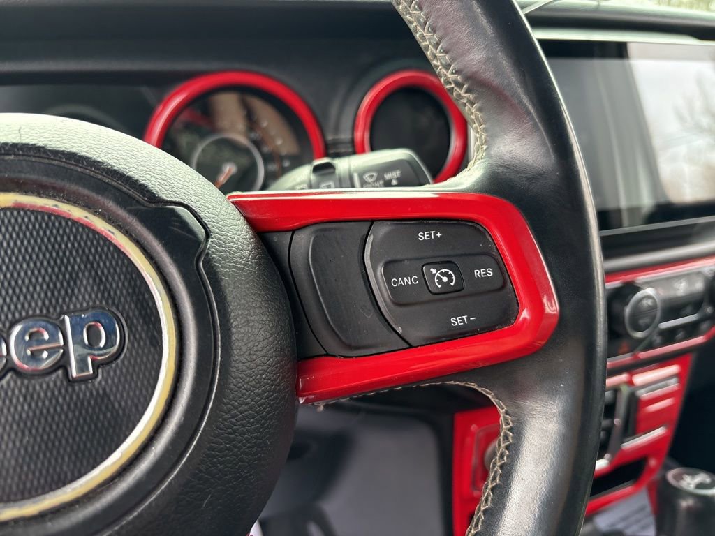 Used 2018 Jeep Wrangler Unlimited Sahara image 24