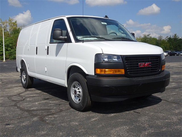New 2025 GMC Savana 3500 w/ Driver Convenience Package image 9