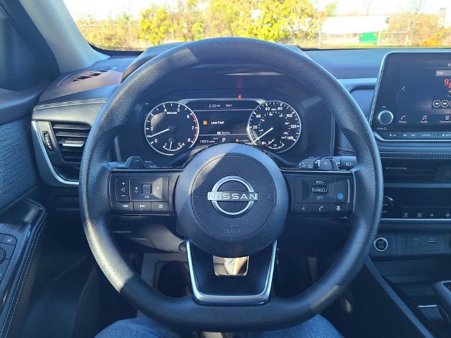 Used 2023 Nissan Rogue SV AWD/4WD image 27