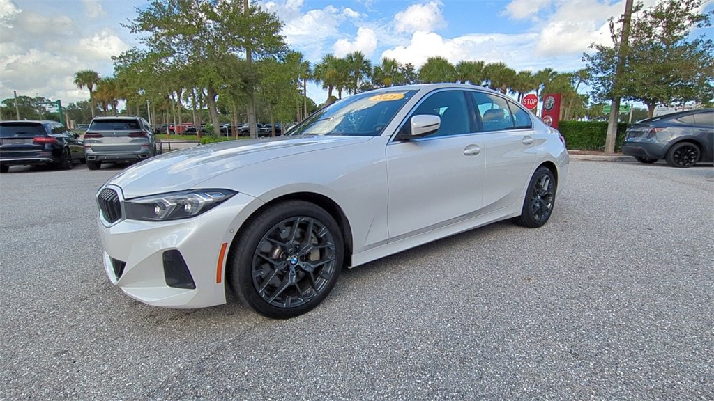 Used 2025 BMW 330i Sedan image 8