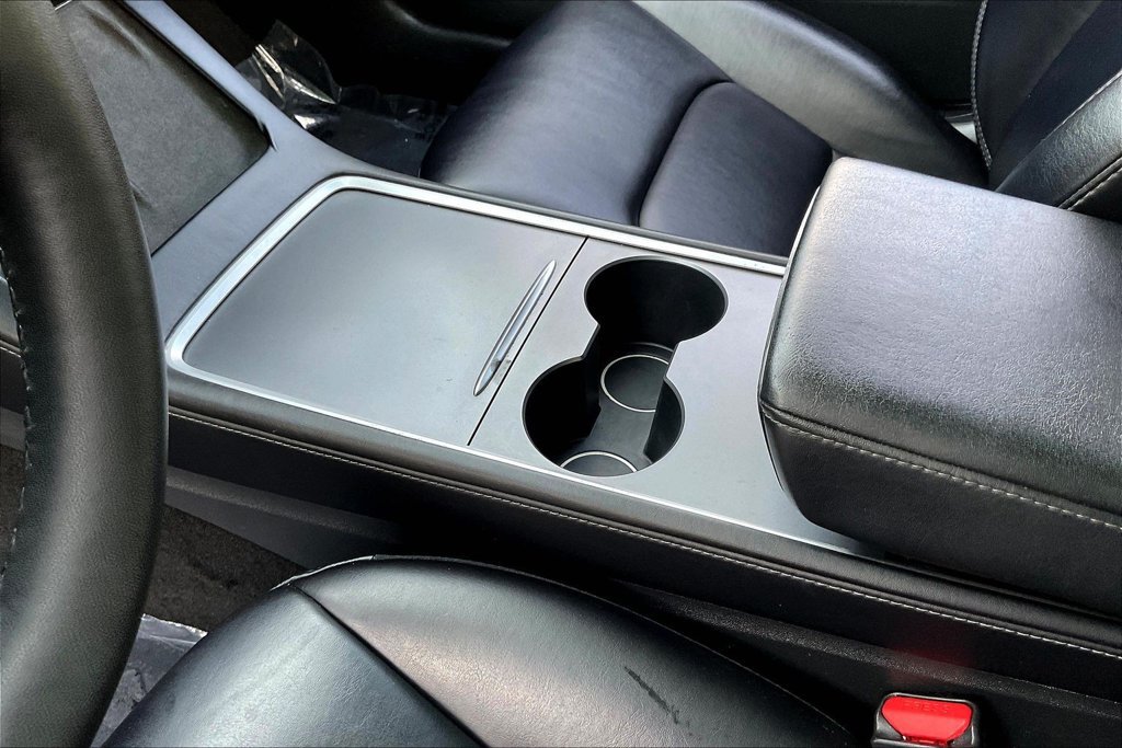 Used 2022 Tesla Model 3 Standard Range RWD image 14