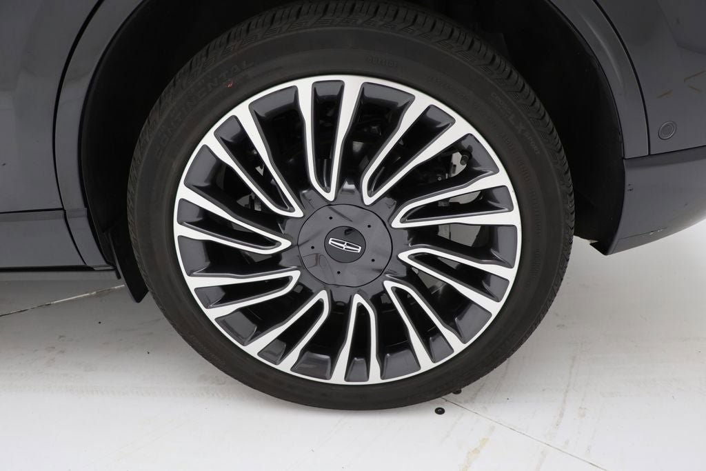 Used 2022 Lincoln Corsair Reserve w/ Sport Package AWD/4WD image 10