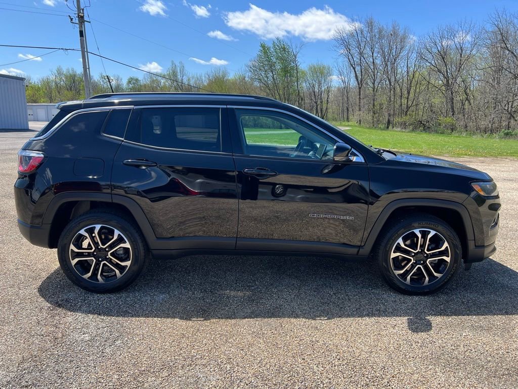 Used 2022 Jeep Compass Limited AWD/4WD image 6