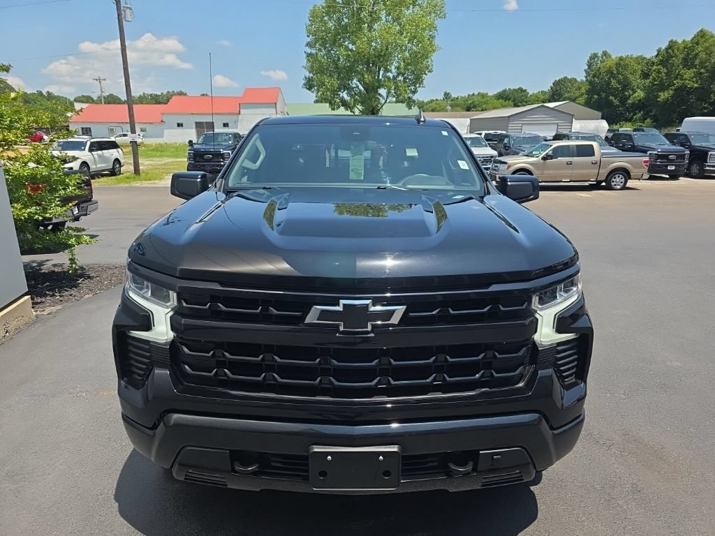 Used 2024 Chevrolet Silverado 1500 RST w/ Convenience Package II AWD/4WD image 3