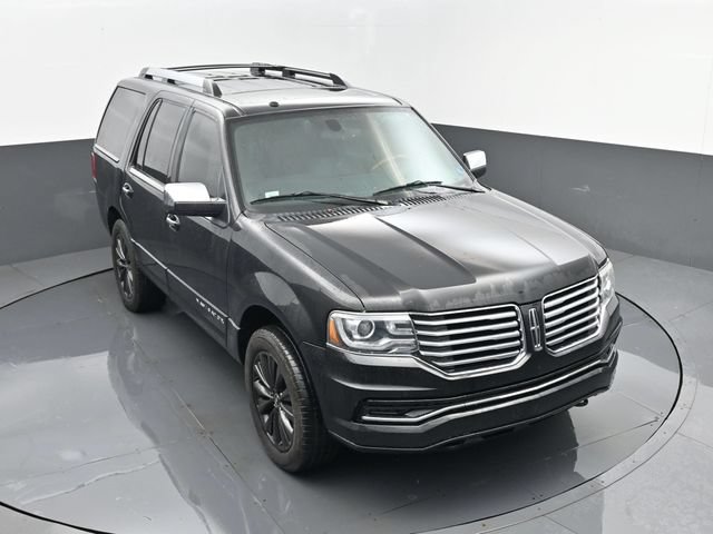 Used 2015 Lincoln Navigator 2WD image 26